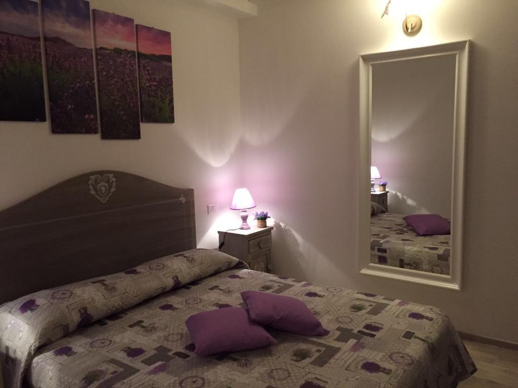 Casetta Lavanda Помонте Екстериор снимка